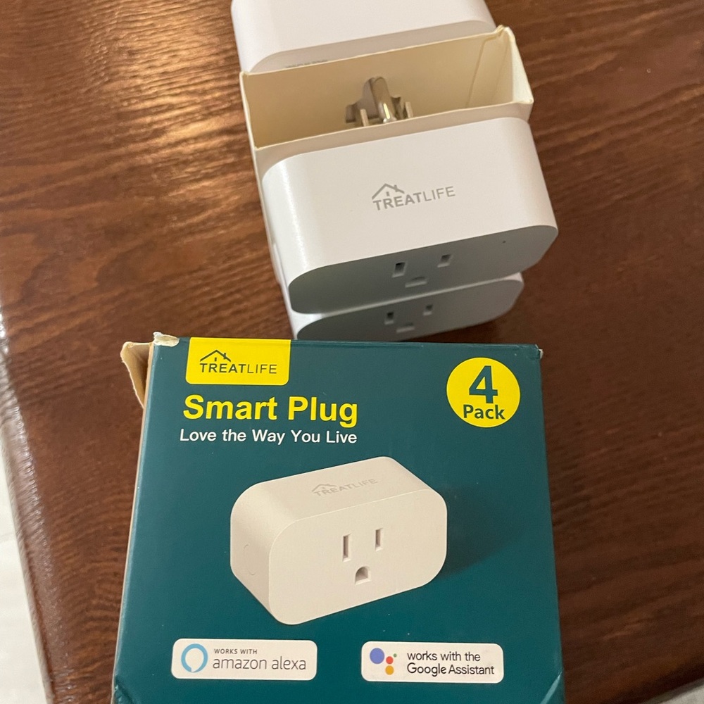 Treatlife Smart Plug 4-Pack - White works with Alexa and Google Home. Final sale